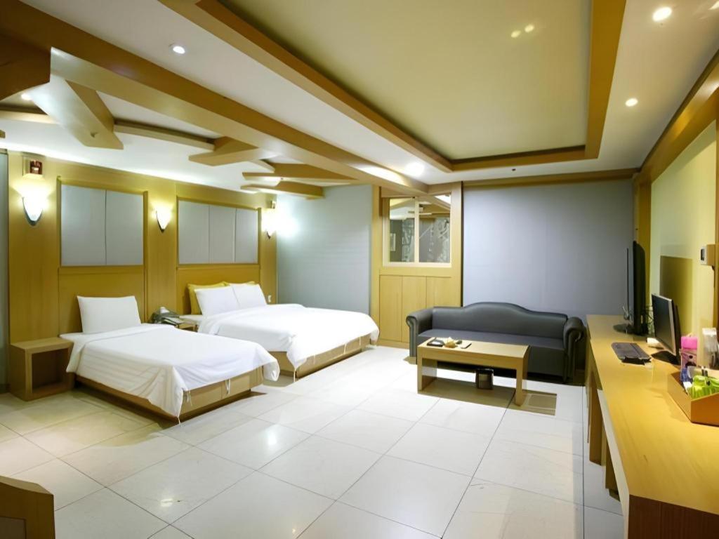 Hotel Head-One Uijeongbu Exterior foto