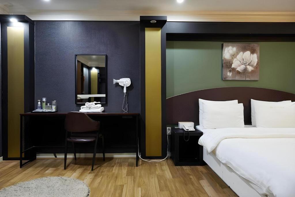 Hotel Head-One Uijeongbu Exterior foto