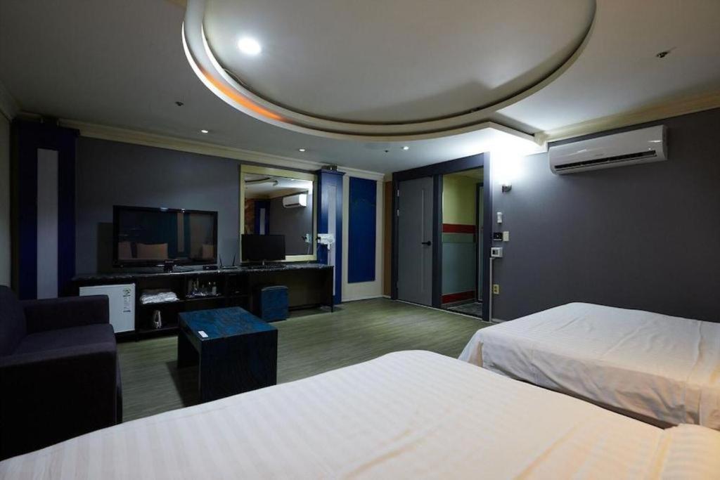 Hotel Head-One Uijeongbu Exterior foto